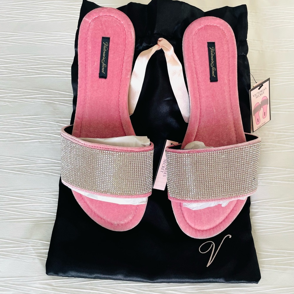 VICTORIA’S SECRET PINK🩷 & SILVER SLIDE SLIPPERS SZ 9-10🩷🩷🩷NWT